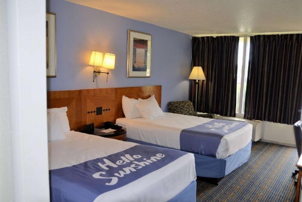 Days Inn by Wyndham Luray Shenandoah image 26